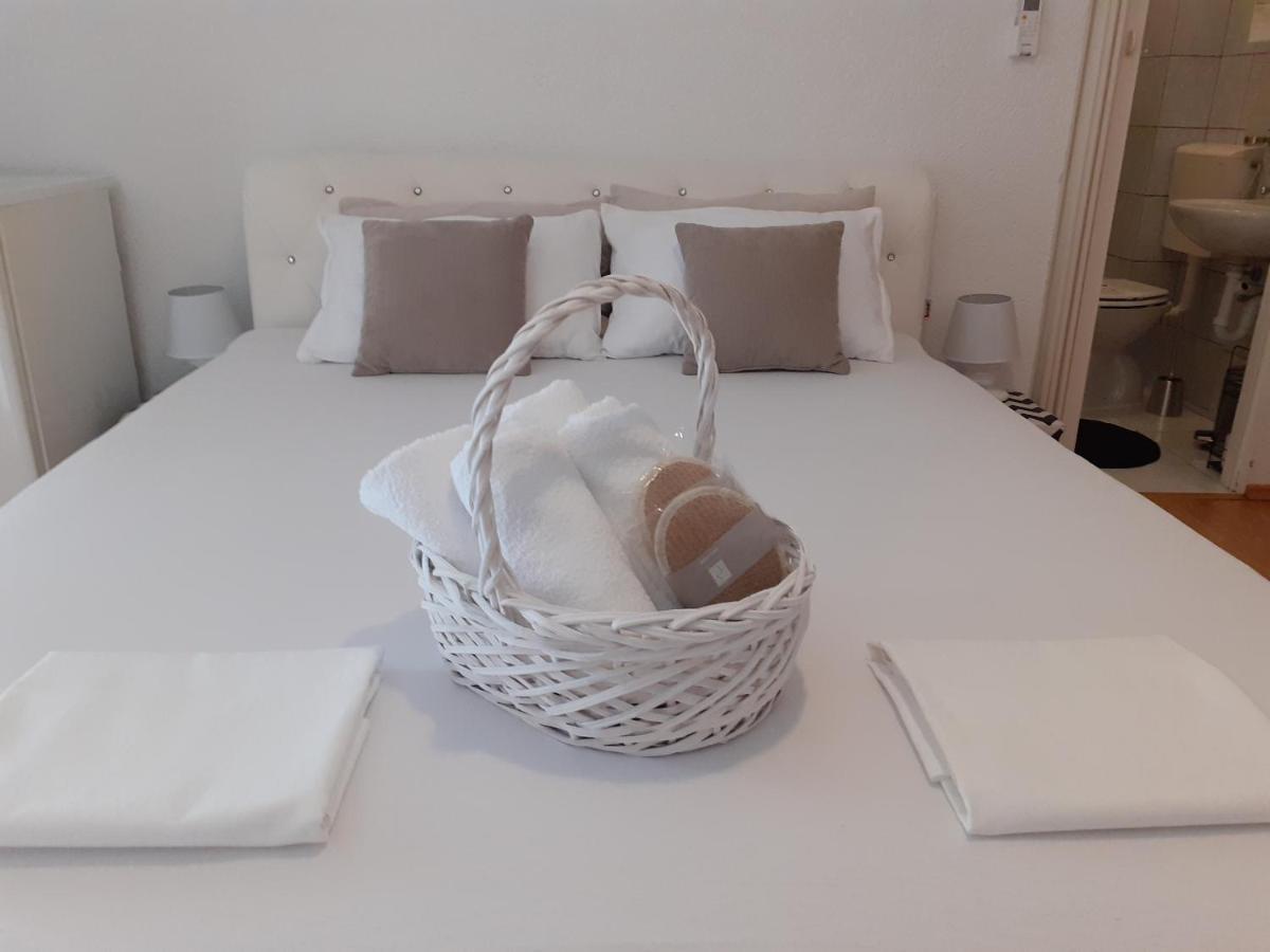 Room Domo Zengg Kültér fotó